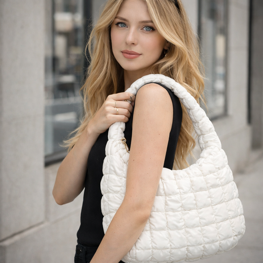 Cloud-Soft Puffer Tote | Oversized Quilted Shoulder Bag for Travel & Gym